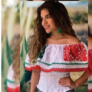 Mexican Boho Embroidered Floral off the Shoulder White Cropped Blouse
